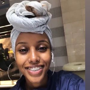 Meet your Posher, Iman